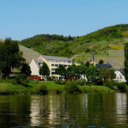 Vegan Hotel Und Restaurants Nicolay 1881 Zeltingen-Rachtig Eksteriør bilde