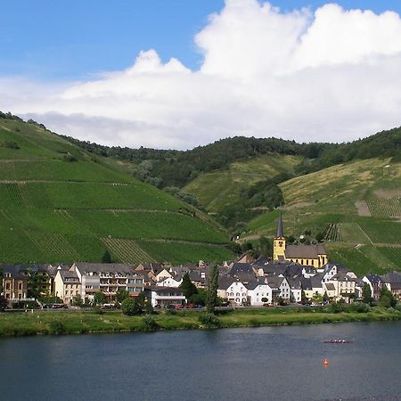 Vegan Hotel Und Restaurants Nicolay 1881 Zeltingen-Rachtig Eksteriør bilde