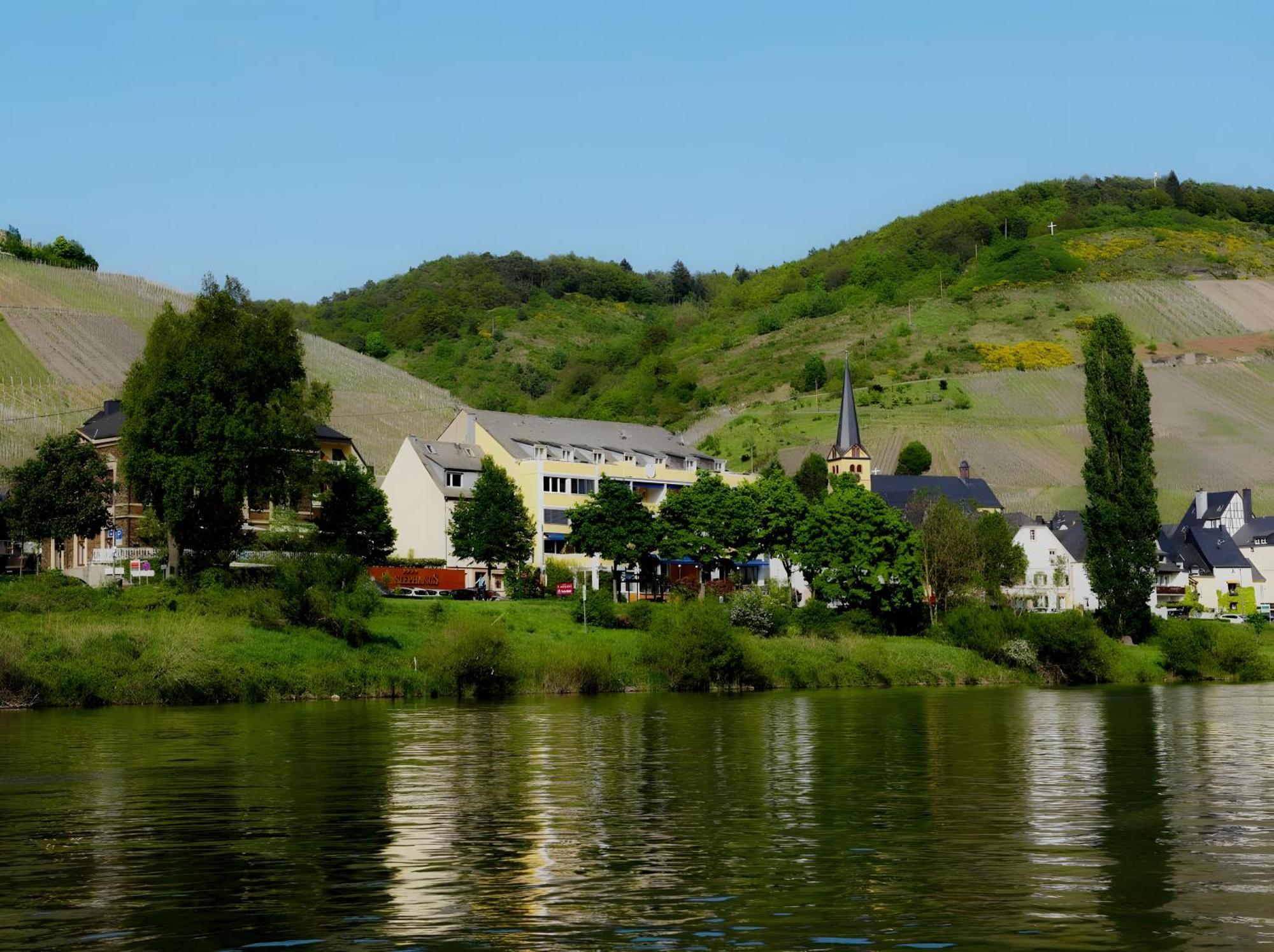Vegan Hotel Und Restaurants Nicolay 1881 Zeltingen-Rachtig Eksteriør bilde
