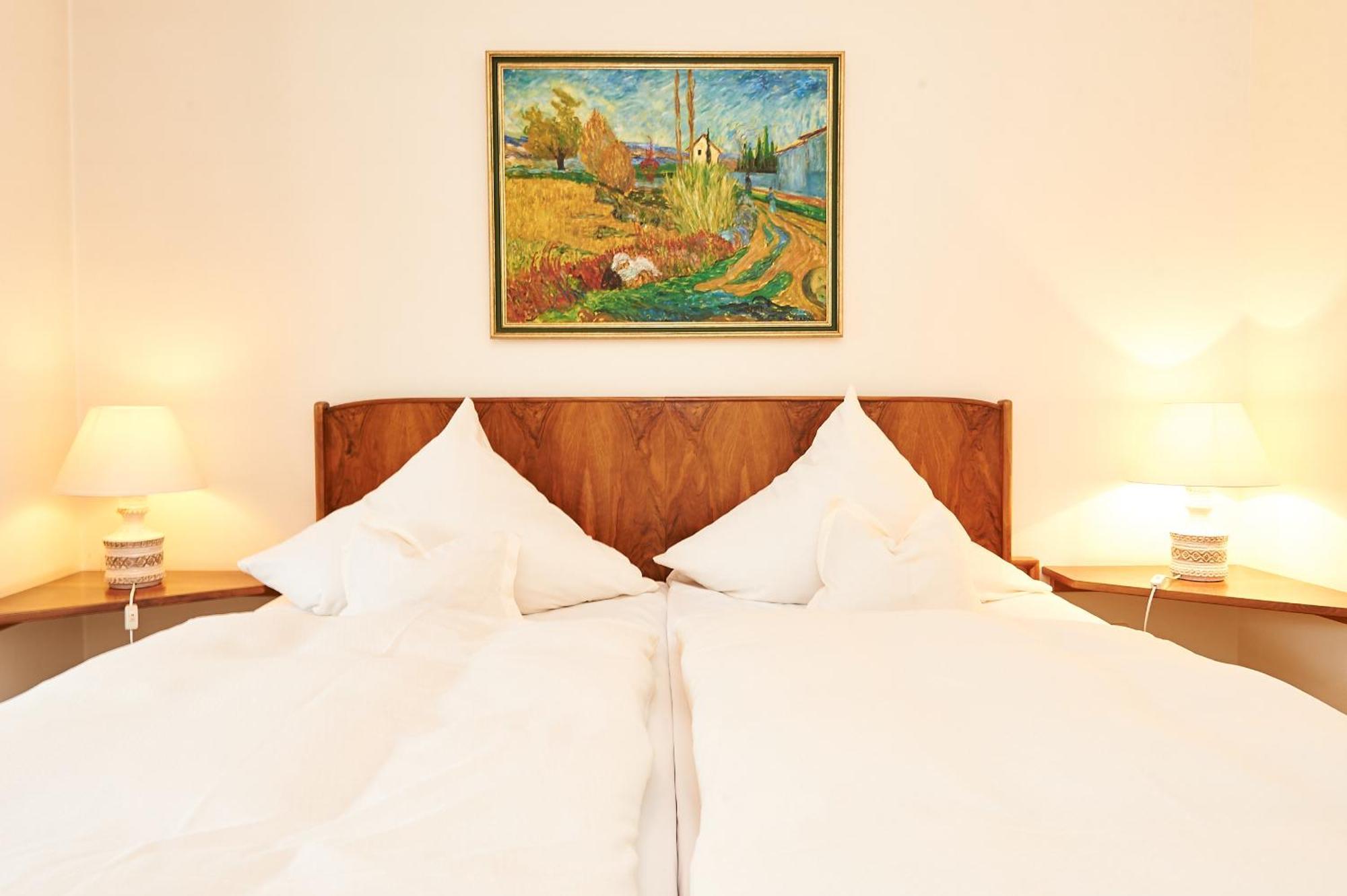 Vegan Hotel Und Restaurants Nicolay 1881 Zeltingen-Rachtig Eksteriør bilde